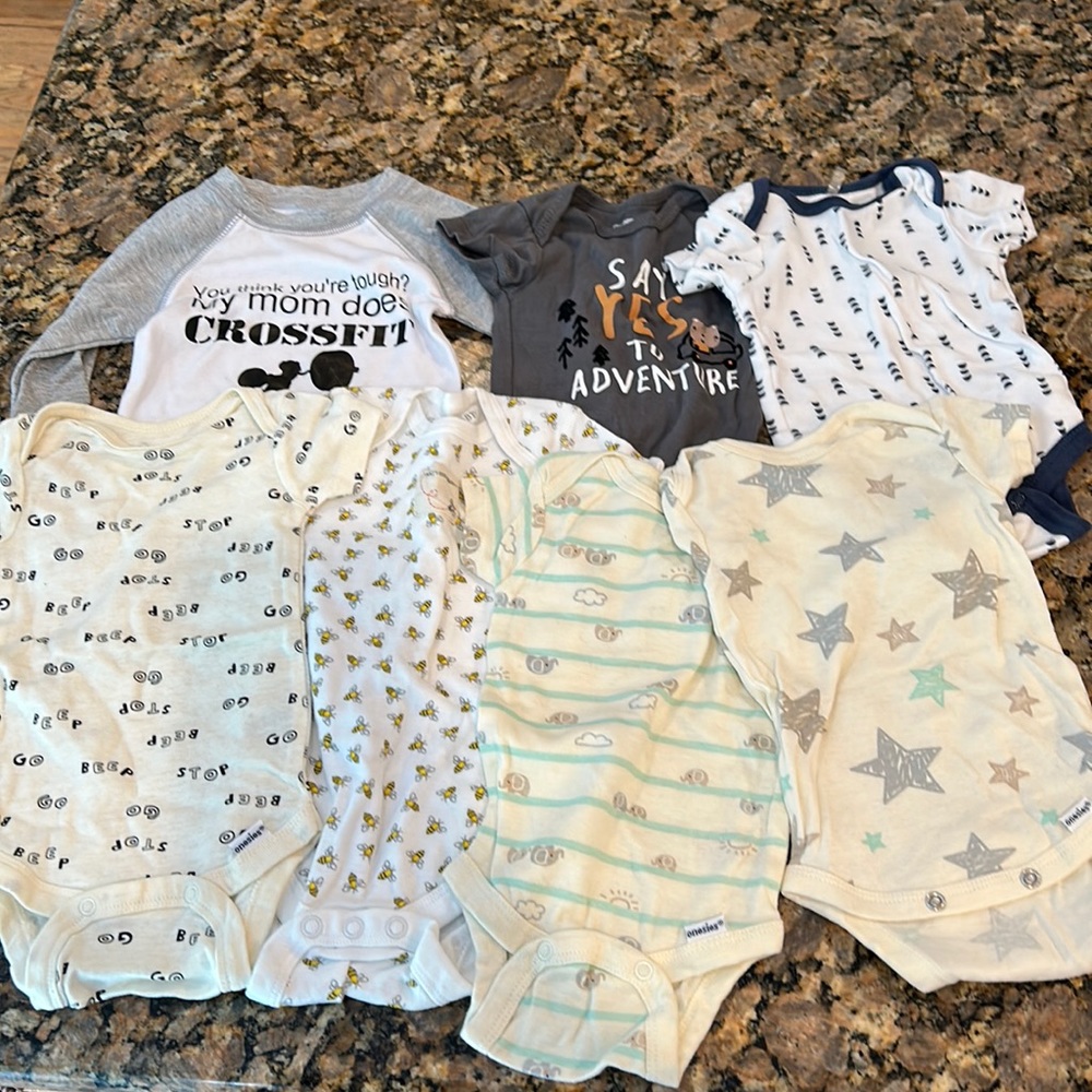 Infant Onesies 0-3 month